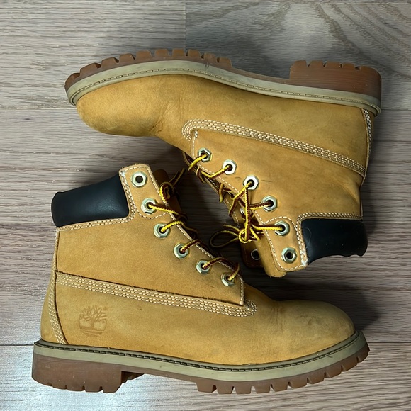 Timberland Other - Timberland 6" Premium Waterproof Boots
Boys' Grade School
